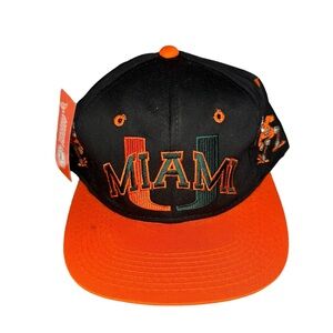 Vtg 90s Miami hurricanes hat, cap, SnapBack NWT